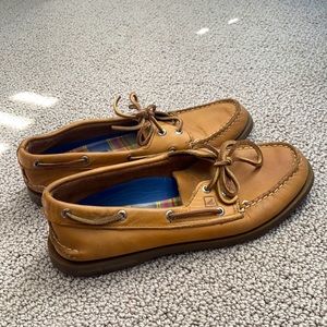 Women’s Sperry Conway size 8
